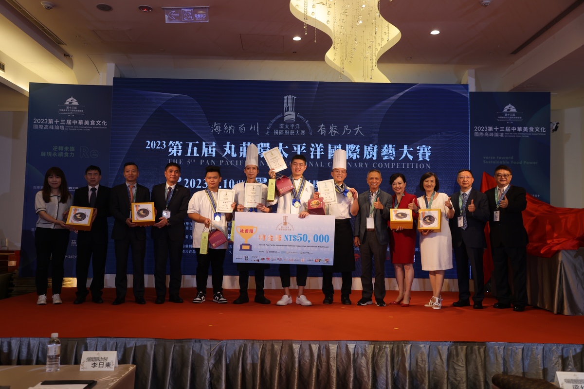 与玥樓頂級粵菜餐廳的顏立勳，不負眾望奪下社會組特金獎，成功登上「新生代廚神」的寶座！ 圖：中華美食文化國際高峰論壇／提供