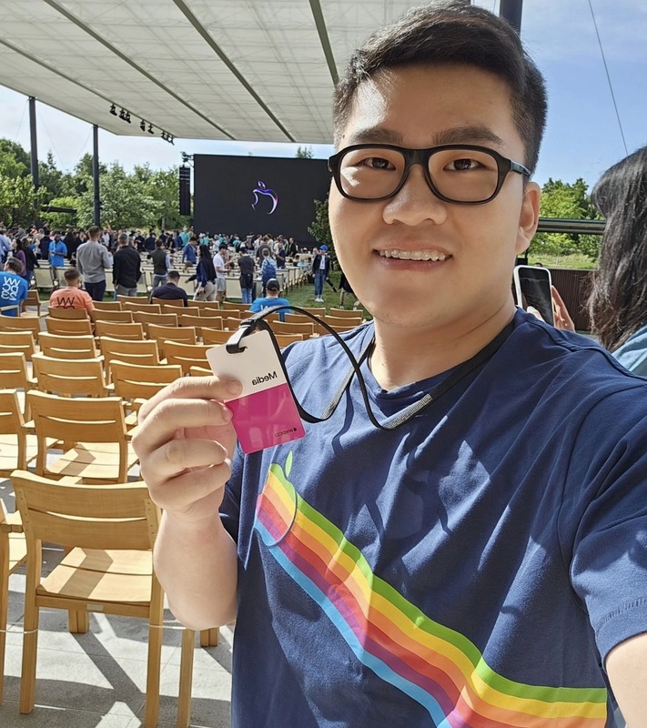 Joeman受邀參加蘋果發表會。 圖：翻攝自Joeman IG