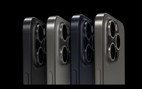 蘋果 iPhone 15 系列新機將於 15 日晚上 8 點開放預購，掀起一波搶購潮。 圖：翻攝蘋果官網