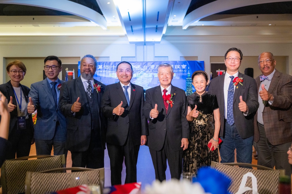 國民黨總統候選人侯友宜16日出席全美台灣同鄉聯誼會第45屆年會晚宴 圖：侯友宜競辦提供