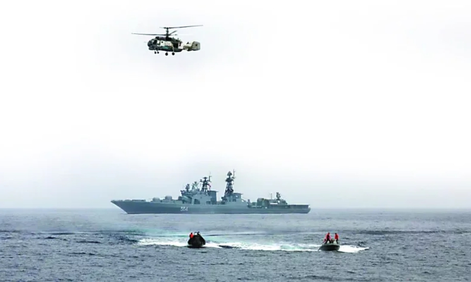 俄國太平洋艦隊與中國海軍進行反潛演習。 圖 : 翻攝自環球網