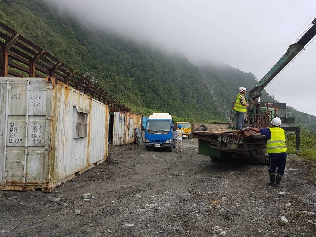 交通部公路總局表示，上午9時20分已解除台9丁線蘇澳至東澳路段預警封閉，全線恢復通行。  圖：公路總局／提供