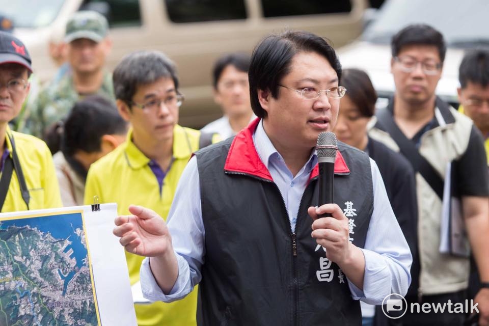 6月2日豪大雨重創基隆，基隆市長林右昌近日馬不停蹄勘災。 圖：取自林右昌臉書