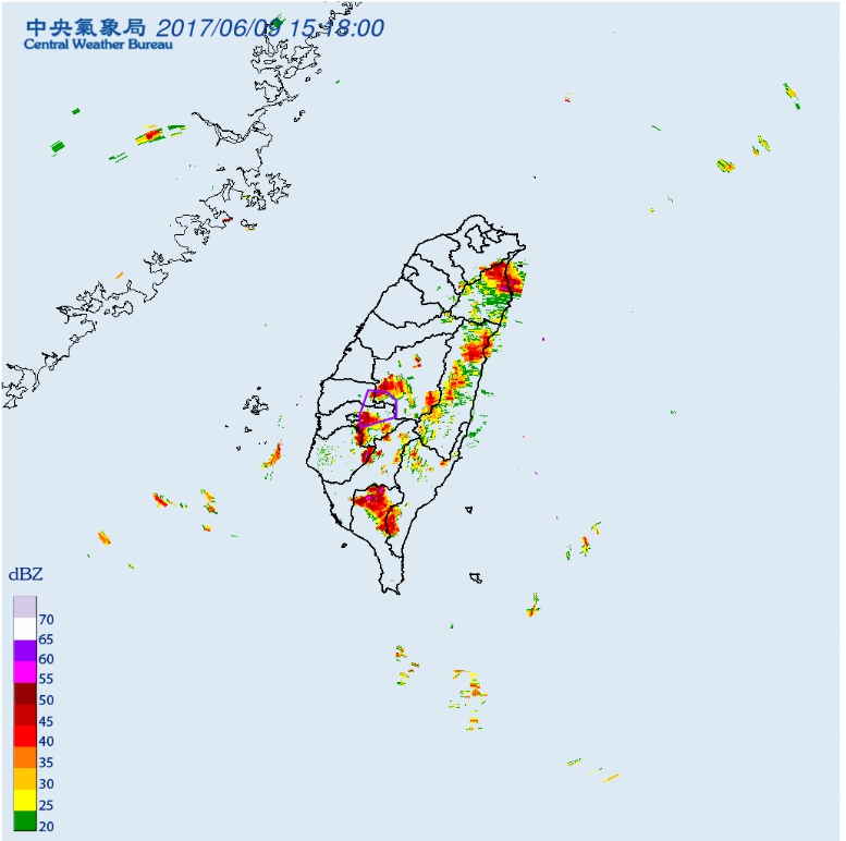 今日（9）15時22分，中央氣象局針對「南投縣、雲林縣、嘉義縣」發布大雷雨即時訊息。 圖：翻攝自 中央氣象局