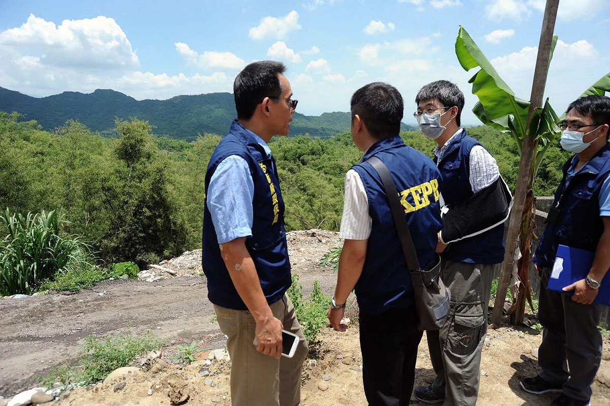 高雄市政府今(9)日表示，有關旗山區的「營建混合廢棄物案」，環保局已積極介入後續清除工作。 圖: 高雄市政府/提供