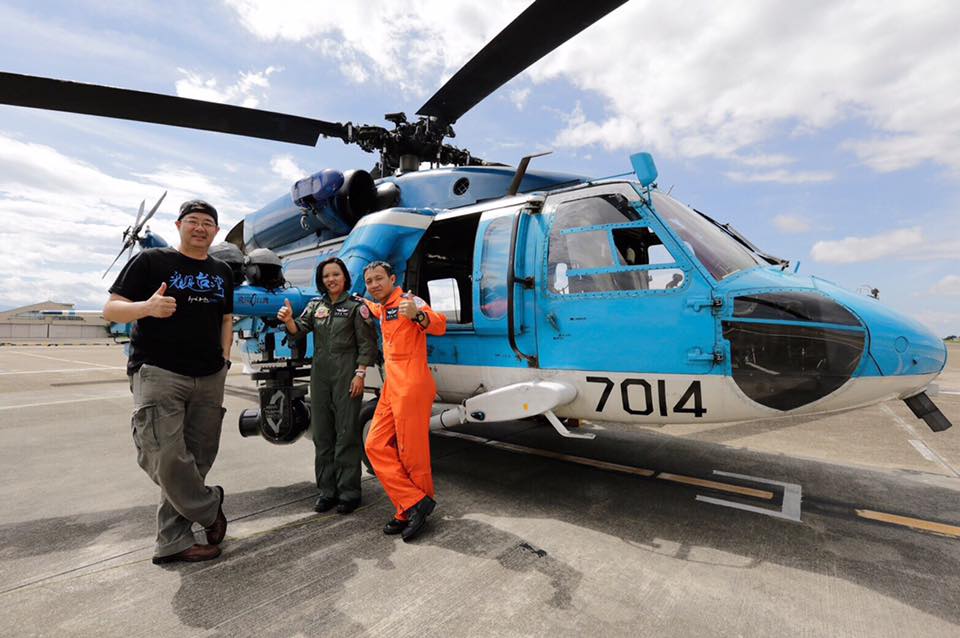 空軍司令部臉書也貼文追悼，因勘景發生空難喪生的齊柏林，空軍司令部臉書感性貼文表示，因為「看見」，而遇見「空軍好朋友」透過鏡頭，讓世界看見臺灣的美， 圖:翻攝自空軍司令部臉書
