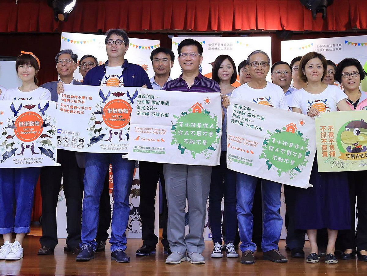 齊柏林去年9月到台中參與挺挺動物生活節活動。 圖：翻攝自林佳龍臉書