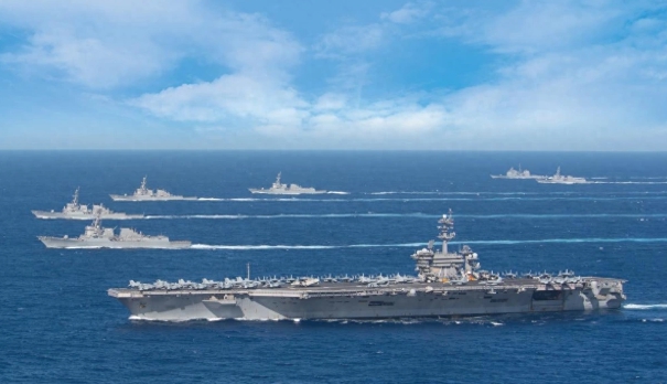 美軍航母戰鬥群巡弋南海。 圖 : 翻攝自騰訊網/穆士塔格的季風