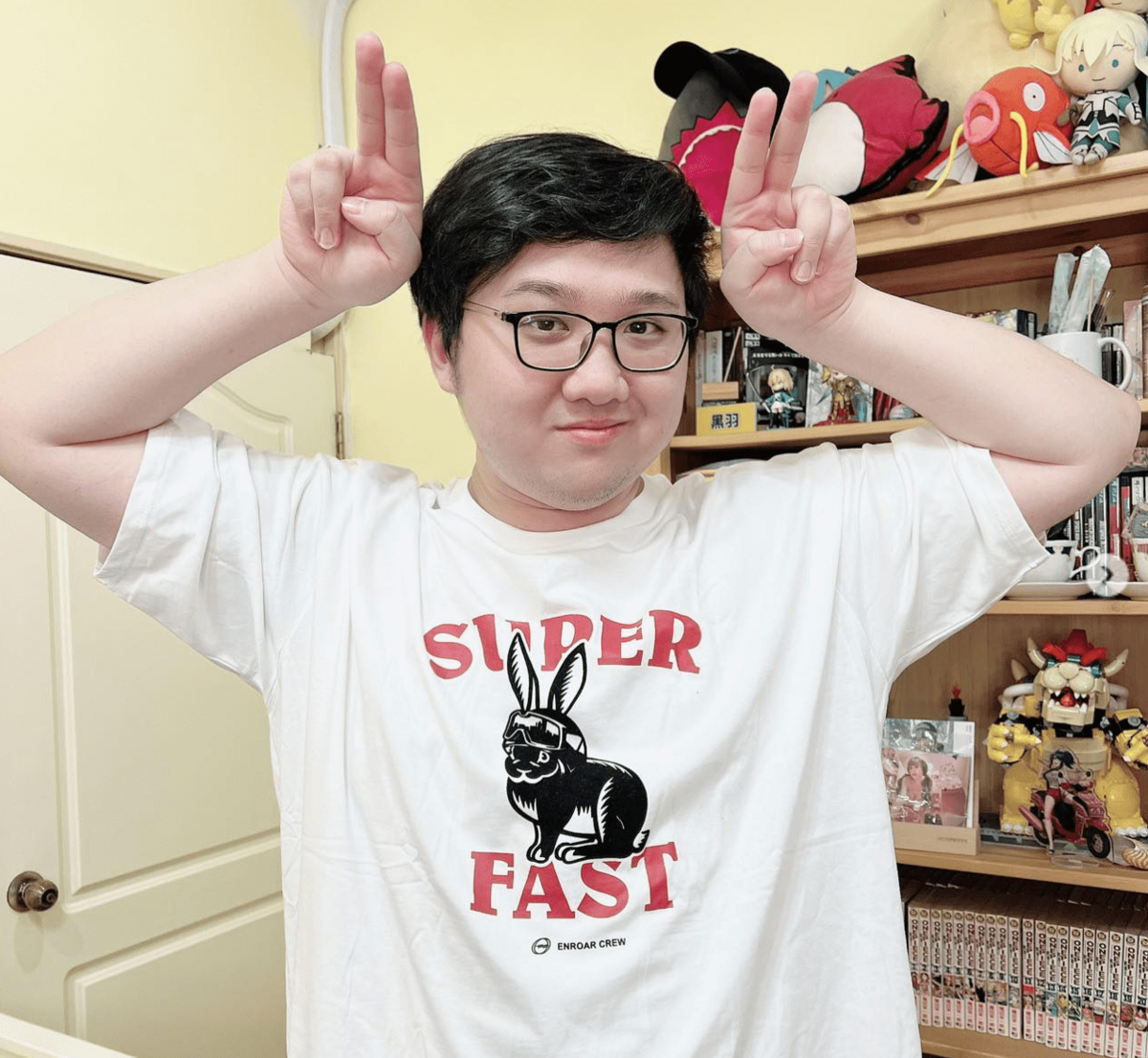 YouTuber「黑羽」經常發佈地獄梗相關圖片、影片，受到許多網友的喜愛。 圖：翻攝自IG＠blackm3284