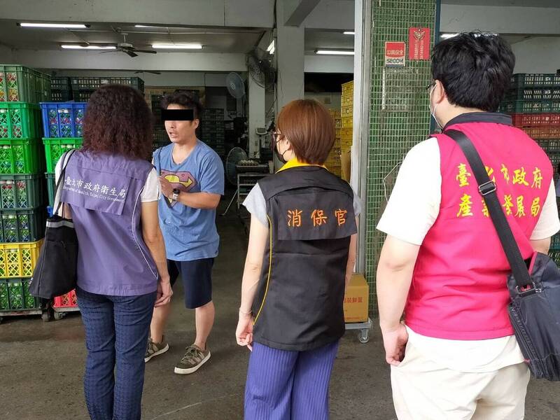 台北市政府針對市面蛋品進行檢驗，並表示已有7件液蛋製品檢驗完成，結果均以國產雞蛋製作，且符合食安規範。 圖：台北衛生局／提供