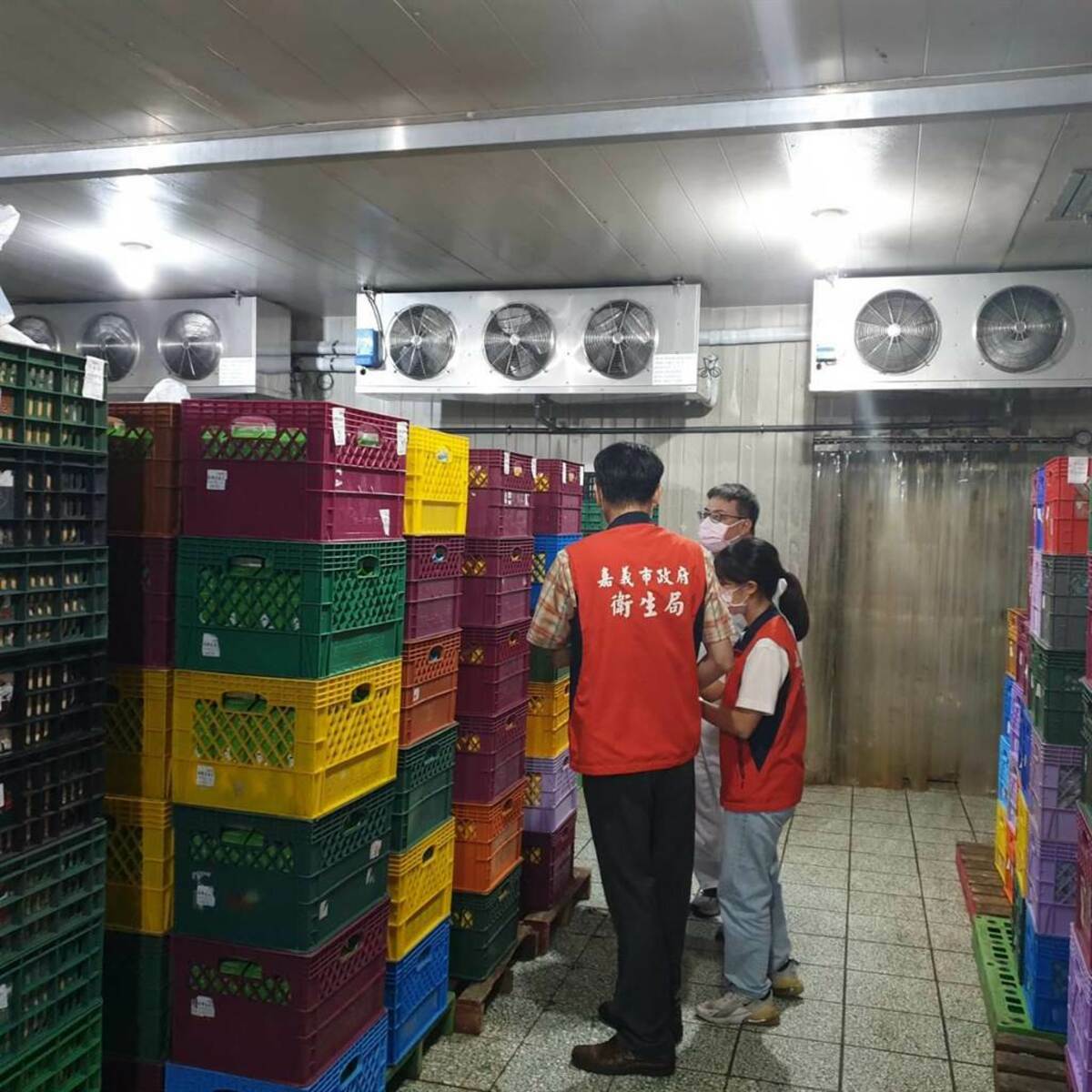 嘉義市衛生局20日到勤億蛋品稽查，查出勤億蛋品向農業部買進巴西蛋後，經加工做成液蛋。 圖：翻攝嘉義市衛生局提供