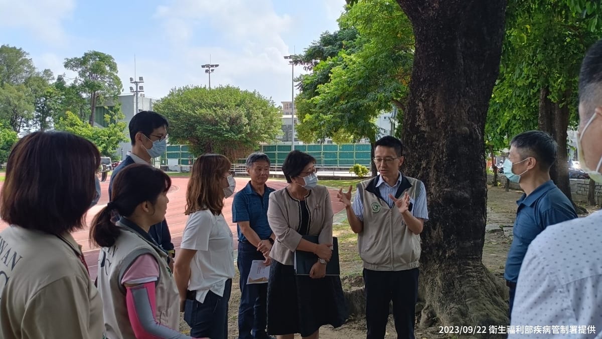 疾管署為協助台南市政府及早控制登革熱疫情，「登革熱前進應變工作隊」成立首週即積極展開各項行動。 圖：疾管署／提供