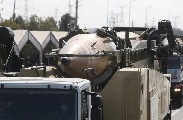 伊朗伊斯蘭革命衛隊航空航天部隊的新型遠程巡弋飛彈「帕韋」。 圖 : 翻攝自伊朗國防部