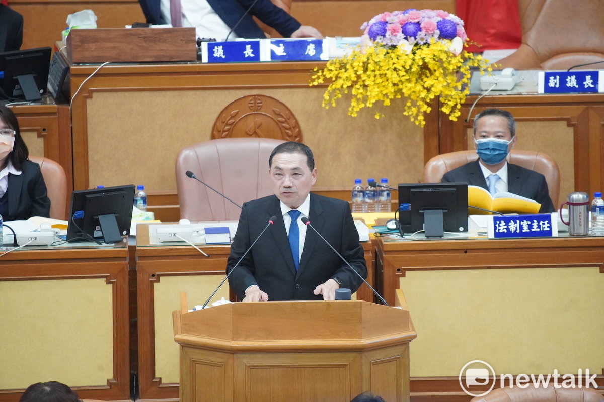 新北市長侯友宜即日起請長假至年底，下周開議的施政報告及市政總質詢將由代理市長劉和然報告。 圖：林昀真/攝