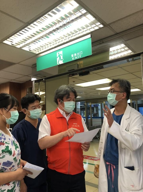 王必勝表示，今(24)日有工廠表態願意提供幹細胞等治療，未來也將建立平台讓醫院與業者協調。 圖：翻攝自王必勝臉書