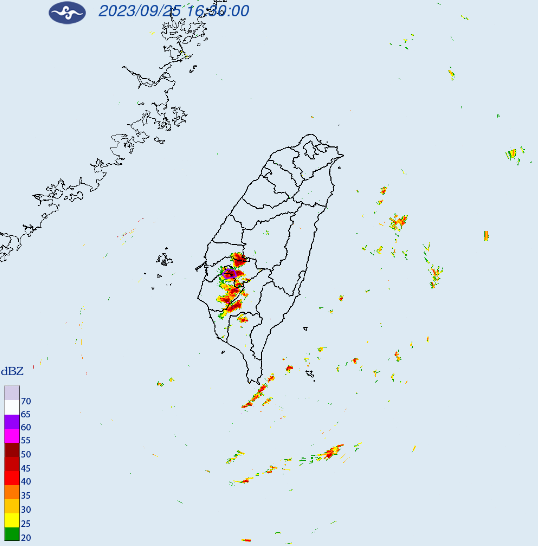 氣象署其中對台南市、嘉義縣、嘉義市發布大雷雨即時訊息 圖：取自中央氣象署
