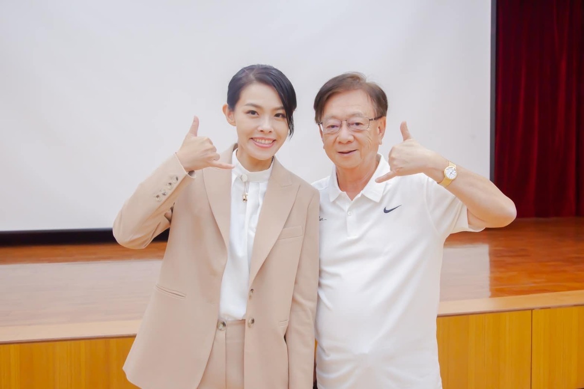 劉崇顯今（26）日再踢爆，新竹市選舉委員會也有建商，質疑高虹安又將市府預算當作人情公積金，「宣董（宣明智）也浮上水面」。 圖：取自高虹安臉書（資料照）