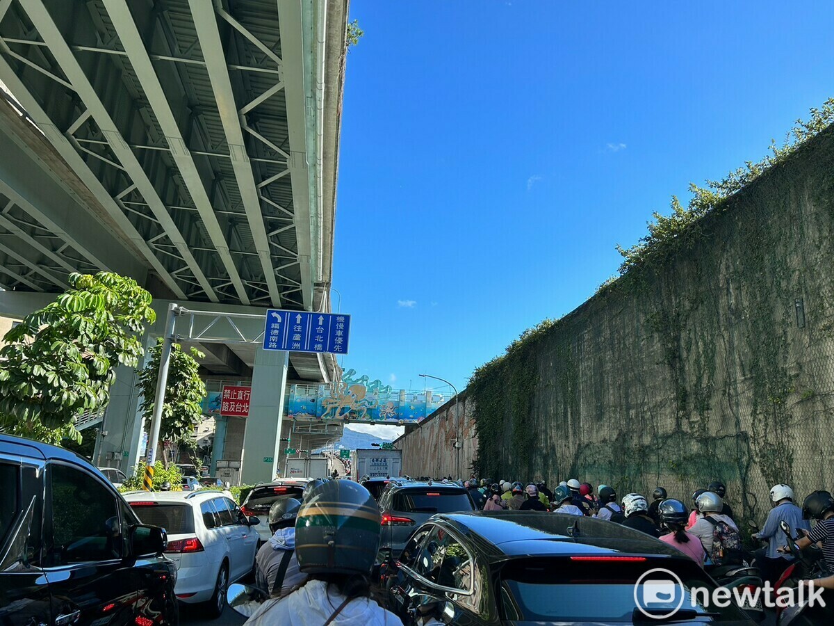 《中華民國大型重機經營同業全國促進會》宣布將在26日包圍交通部抗議。 圖：林岑韋／攝（資料照）