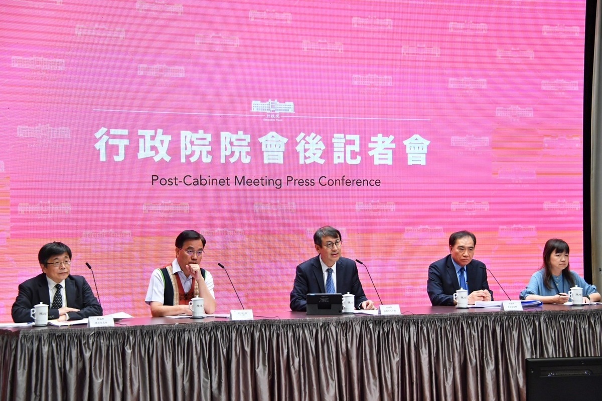 行政院今（28）天召開院會後記者會。 圖：行政院提供