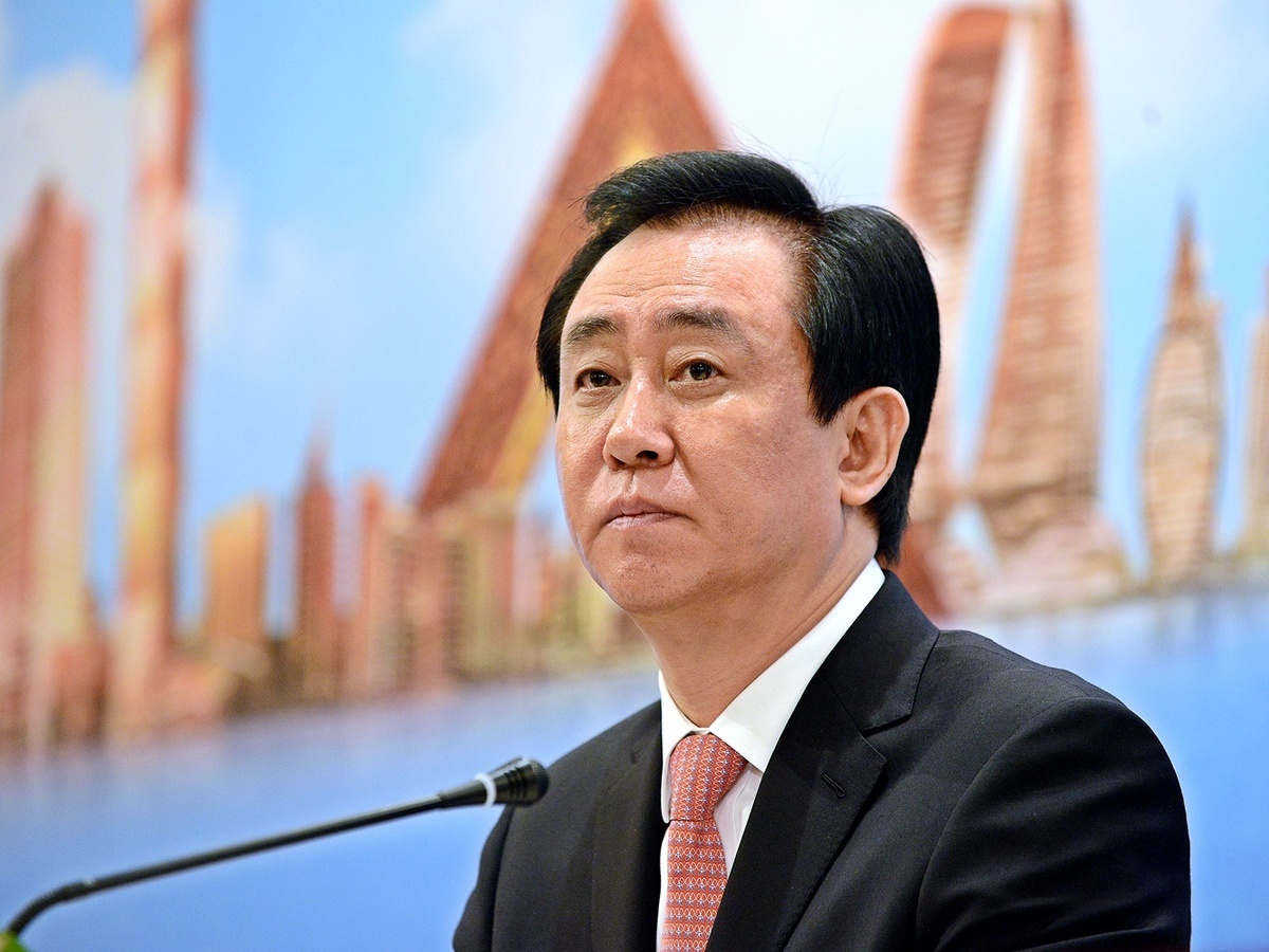 中國恆大集團董事長許家日前遭證實被捕，對此專家悲觀分析，此次由房地產行業引起的經濟危機或將導致人民幣資產的價格大幅下滑，甚至全國性金融系統的崩塌。 圖：新頭殼資料照／翻攝自中國網站