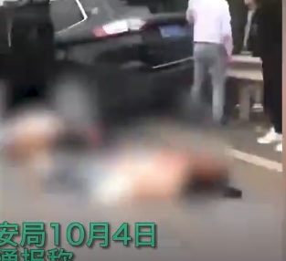 湖南發生婚禮車輛對撞事件發生，造成至少6人死亡。 圖 : 影片截圖
