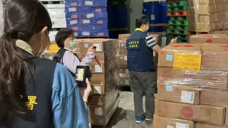 桃園市衛生局與食藥署查獲２業者進口美國豬，卻涉標示不實！ 圖：桃園衛生局／提供 (資料照)