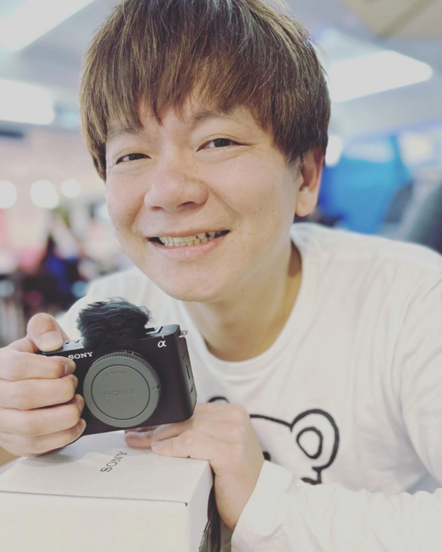 YouTuber老爸先前表示因腦瘤爆掉必須入院開刀。 圖：翻攝自老爸IG