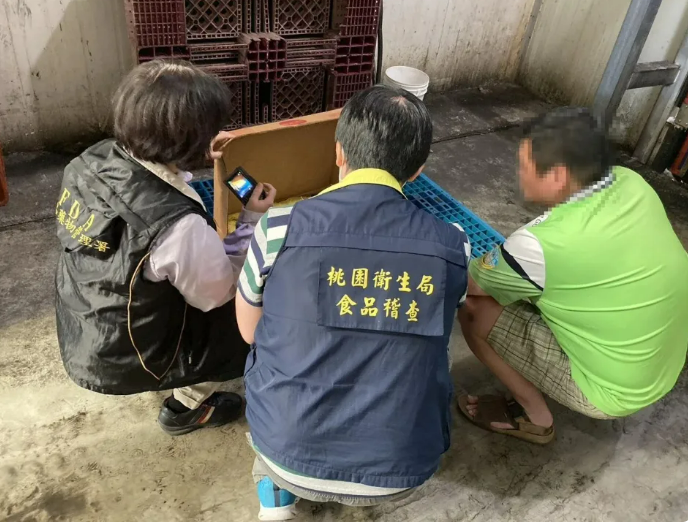 新興冷凍食品公司「洗產地」的肉品，已經分銷到15個縣市，包括桃園、宜蘭、花蓮、基隆、新北、台北等。 圖：桃園市衛生局／提供