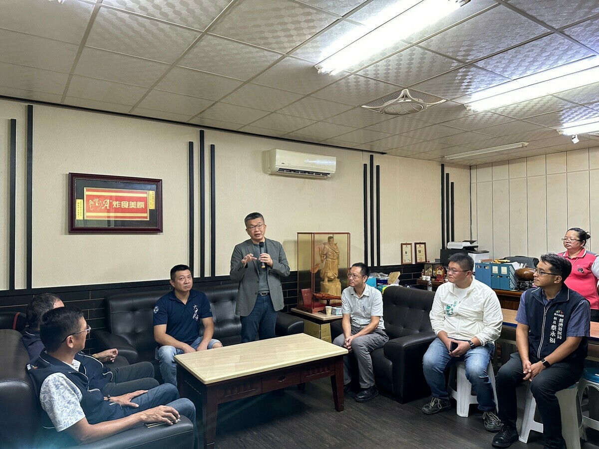蔡其昌表示，希望藉此推動結合世界宗教盛景之一的大甲鎮瀾宮媽祖，推動蔣公路夜市成為國際級觀光夜市。 蔡其昌服務處/提供