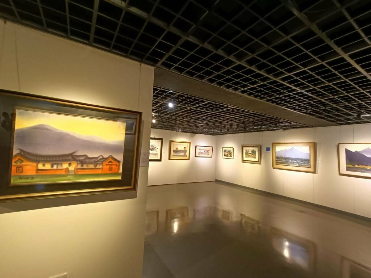 席德進的經典作品，充分展現1950年代寫實風格、1960年代西方都會風格與1970年代中國人文畫風等三種不同年代、截然不同的美學。 圖：唐復年/攝