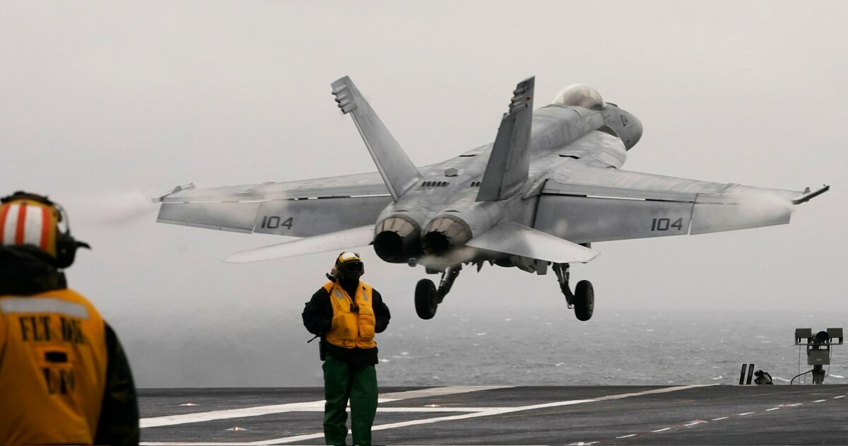 美國國防部下令美核子動力航空母艦福特號打擊群航向東地中海，做好協助以色列的準備。 圖：美聯社／達志影像