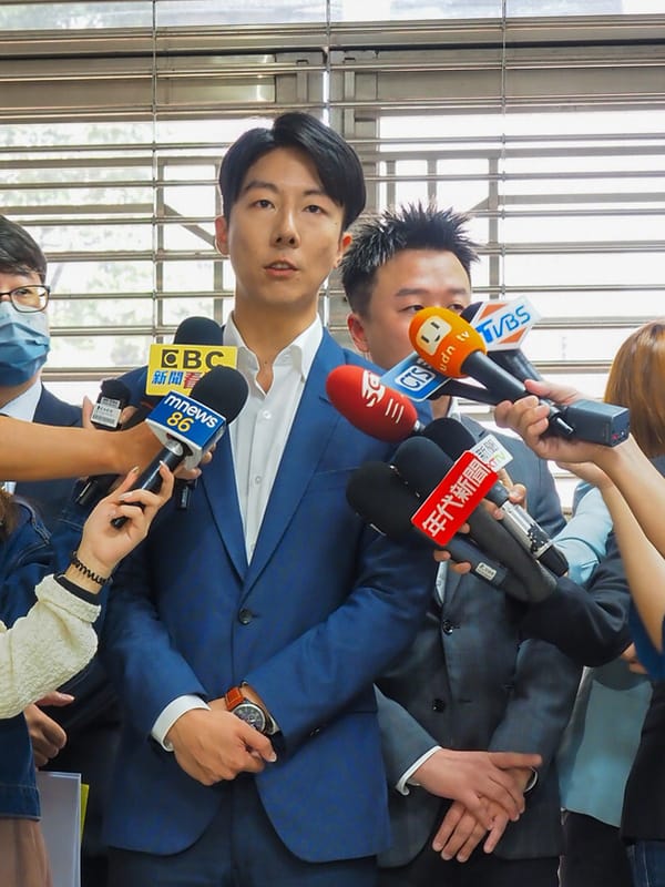 吳崢表示，馬文君擔任立委以來，長期用不合理的手段，以全數刪除預算的方式來阻擋潛艦國造、台灣國防自主。 圖：擷取自吳崢臉書