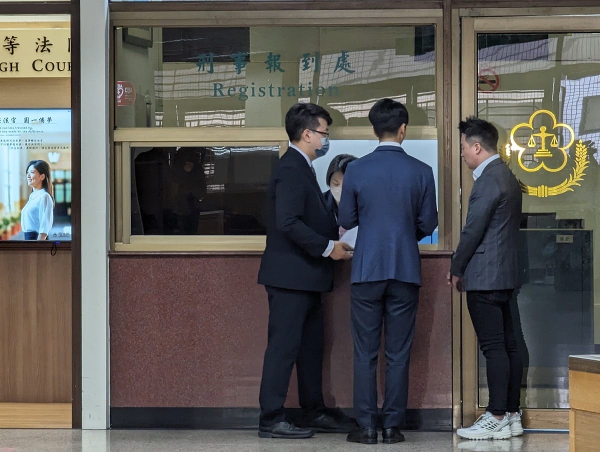 李正皓表示，馬文君將包括15份錄音檔等機密資料提供給韓國，造成來台韓籍工程師今年3月遭捕，確有洩密的罪證。 圖：擷取自吳崢臉書