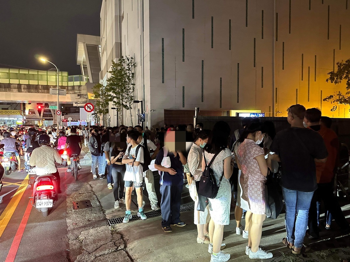 國慶焰火交通管制一團亂。 黃守達/提供