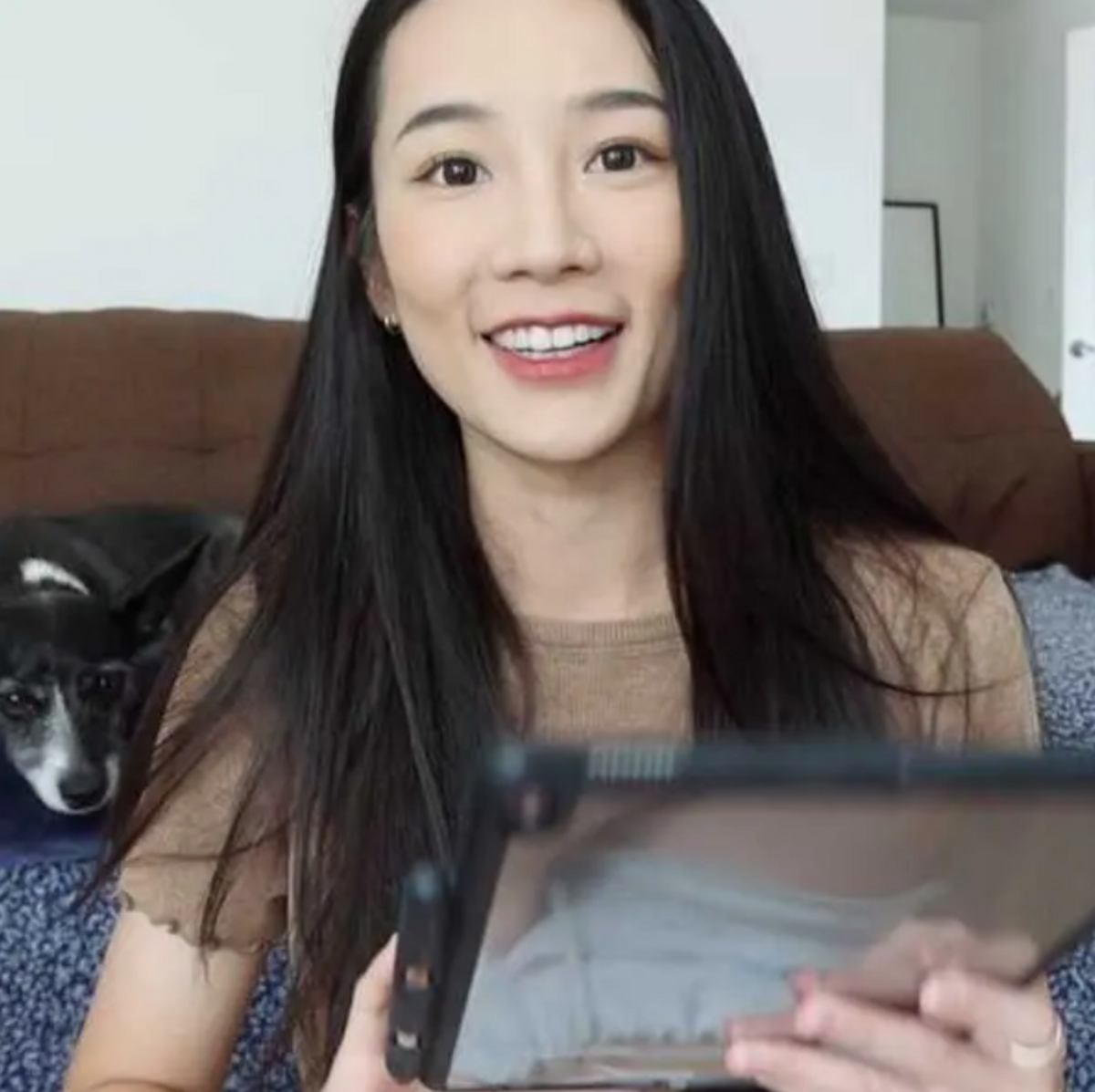 這名網友心中最美的YouTuber第二名是「The Kelly Yang」。 圖：翻攝自Dcard