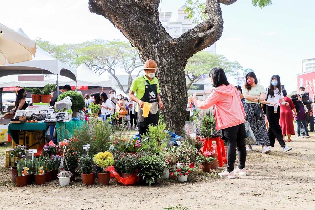 「嘉有好市集」將在明日上午9點到下午4點嘉義縣政府前戀人公園開跑。 圖：嘉義縣政府／提供
