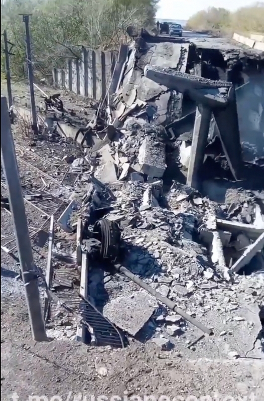 距阿夫迪伊夫卡僅十幾公里外的陸路橋樑近日遭毀，烏將造成俄軍後勤工作更為嚴峻。 圖：擷自「X」@bayraktar_1love