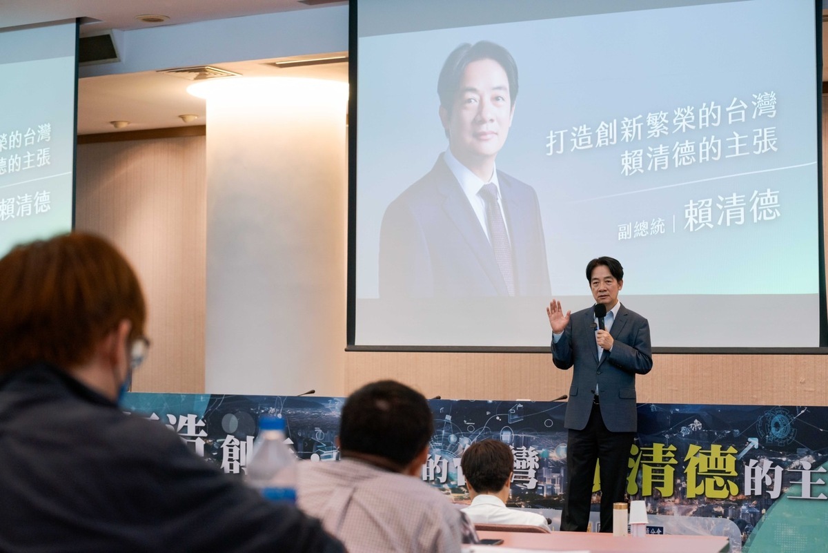 民進黨總統參選人賴清德16日到陽明交大演講。 圖：賴清德競辦提供