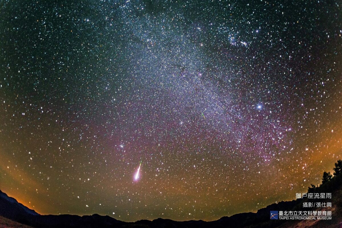 10月21日深夜至10月22日凌晨，獵戶座流星雨將達到極大期，每小時天頂流星數(ZHR)約為20。 圖：翻攝自台北市立天文館官網