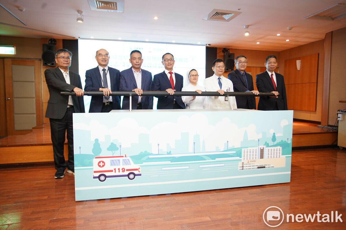 中華電信攜手聖保祿醫院，首創5G網路緊急救護綠色廊道，有助提高醫院急救處置效率。 圖：林昀真/攝