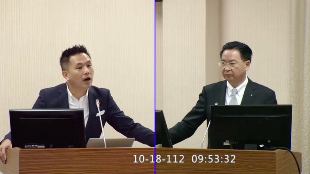 國民黨立委陳以信今(18)日針對賴副訪美行程質疑外交部長吳釗燮。 圖：翻攝自立院議事轉播IVOD。