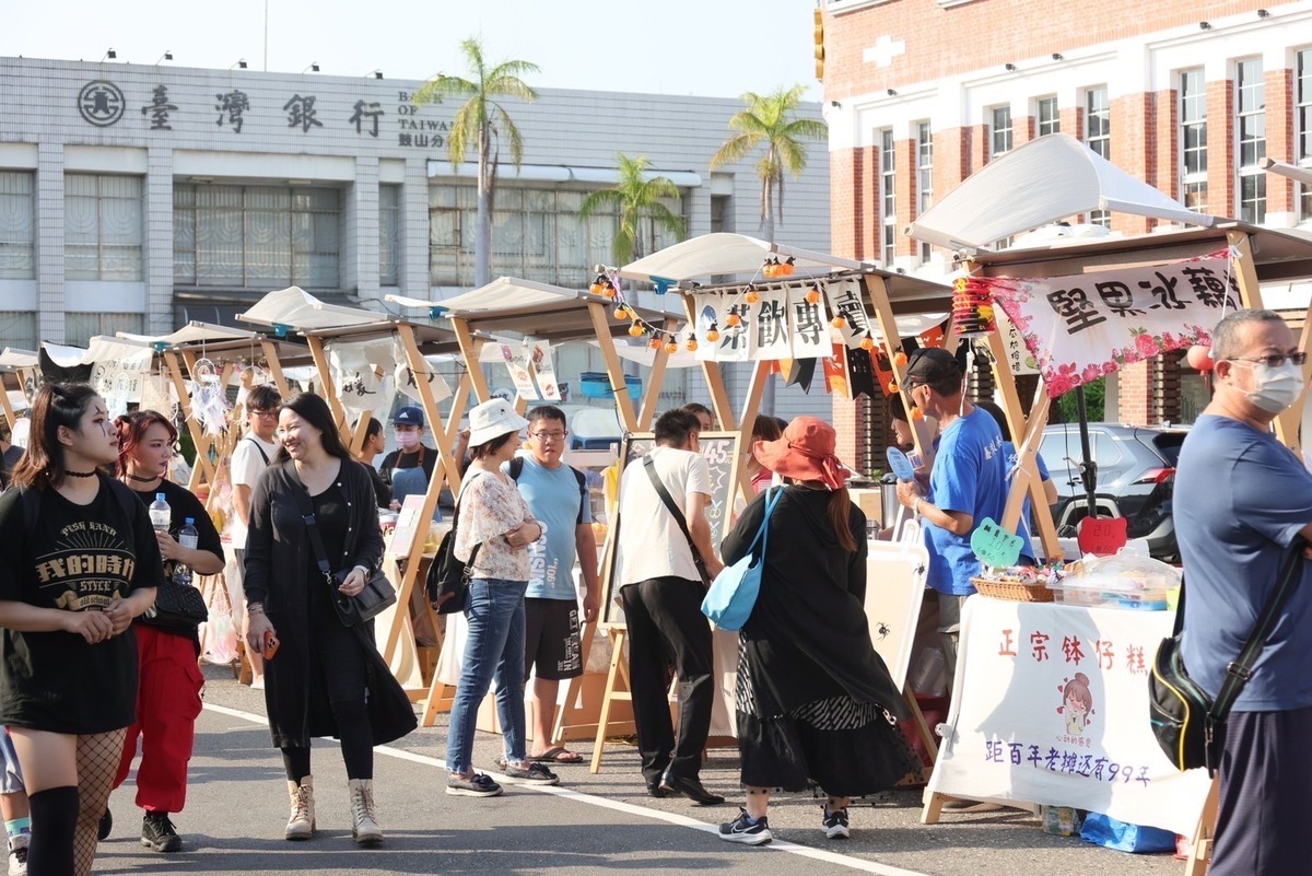 「乘風而騎」活動現場有「八豆妖市集」。 圖：高雄市觀光局/提供