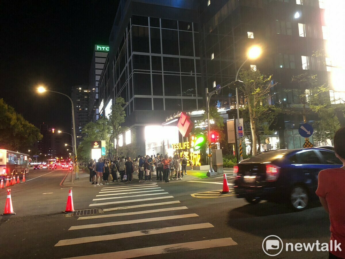 交通部今(27)日公布8月道路交通事故死亡人數，今年行人比去年同期減少31％，而這也是連2個月行人死亡率下降。 圖：林冠妤／攝（資料照）