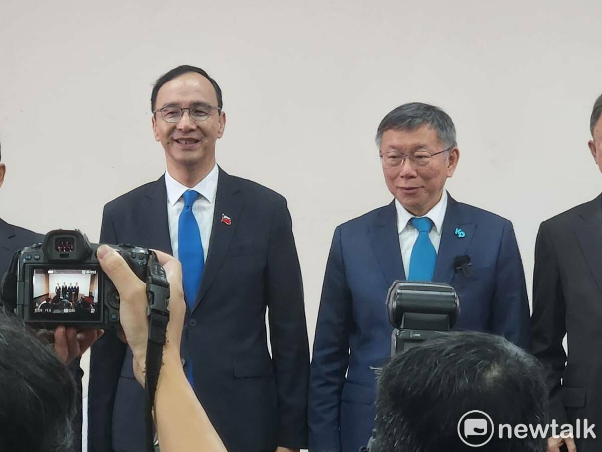 國民黨主席朱立倫與民眾黨主席柯文哲完成首次政黨協商。 圖：黃建豪/攝