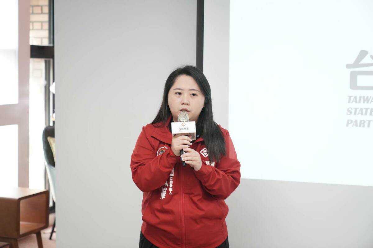 台灣基進今(1)日召開記者會批評蔡壁如赴中交流被統戰。 圖：台灣基進提供