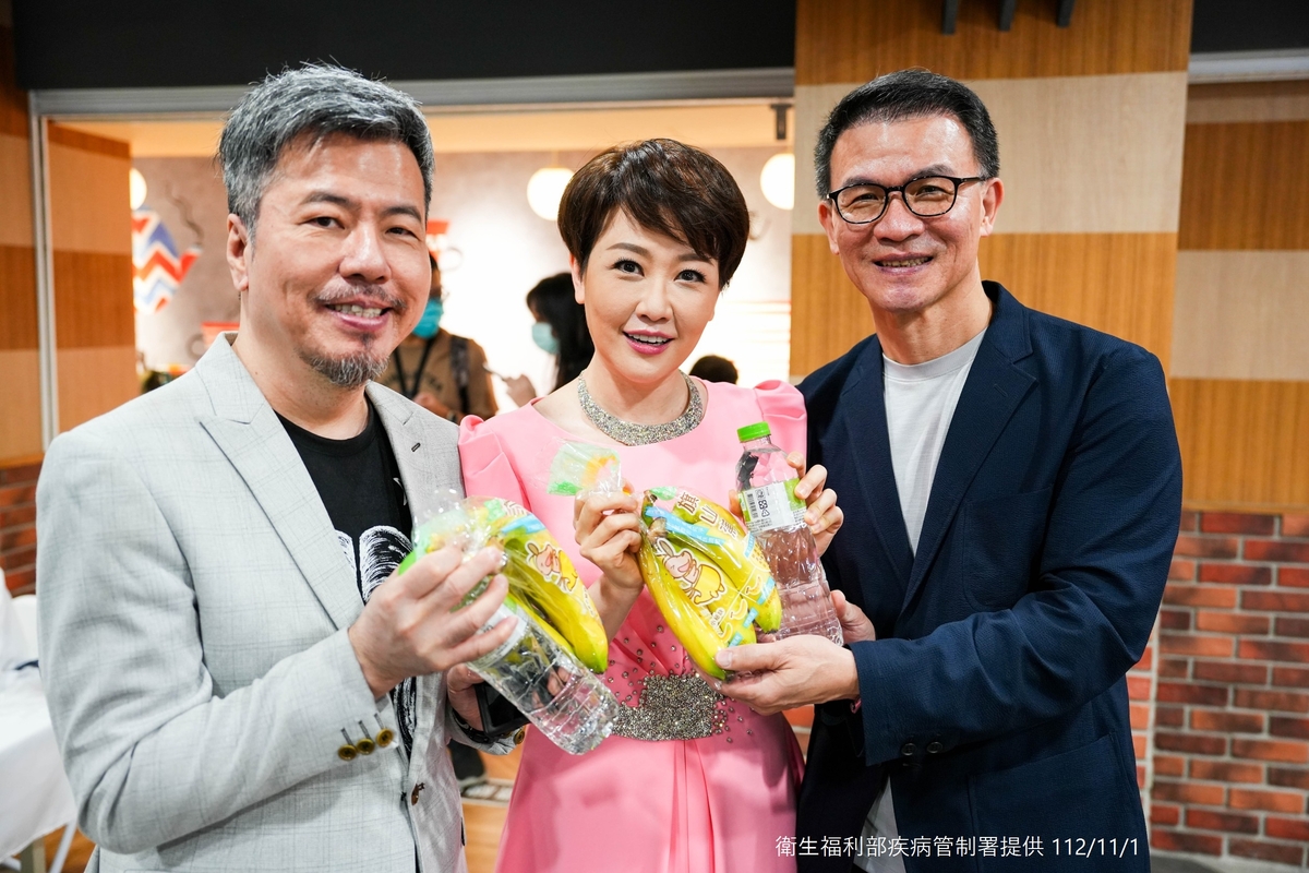 全聯總經理蔡篤昌表示，今年和疾管署合作邁入第7年。民眾施打後還可以獲得全聯贈送的1斤香蕉。 圖：疾管署／提供