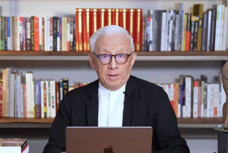 曹興誠表示：「侯友宜跟中國裡應外合，希望從內來抵抗台灣對中國的抵抗意識。」 圖：翻攝自曹興誠YouTube