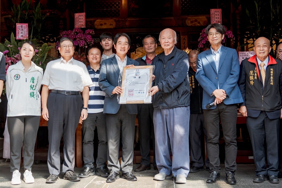 新竹縣新埔枋寮褒忠亭義民廟2日舉行秋祭大典，副總統賴清德也前往參拜。 圖：賴清德競辦提供