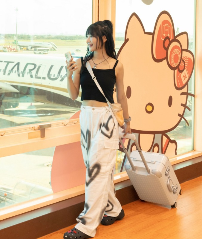 百萬YouTuber「愛莉莎莎」近日與家人一起到美國旅行。 圖：翻攝自IG＠goodalicia