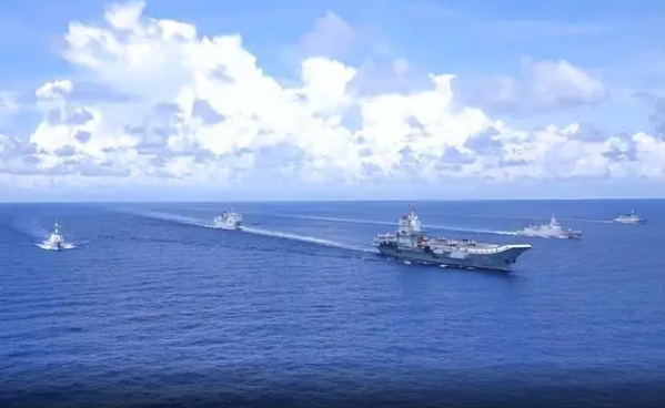 解放軍山東號航母戰鬥群。 圖 : 翻攝自騰訊網/石江月(資料畫面)
